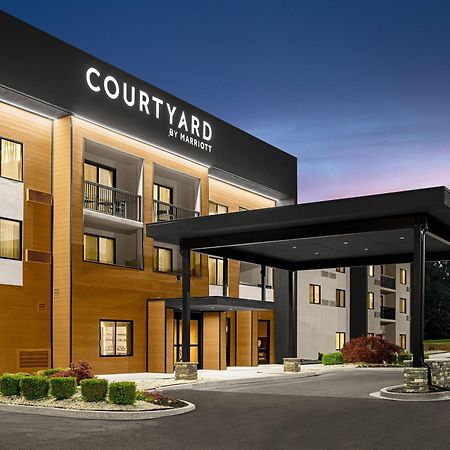 Courtyard Paducah West Hotel Bagian luar foto
