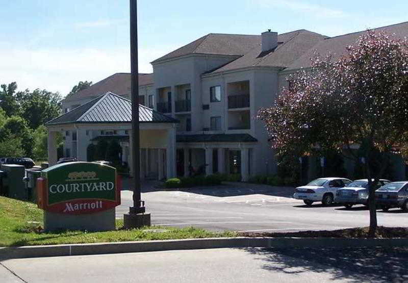 Courtyard Paducah West Hotel Bagian luar foto